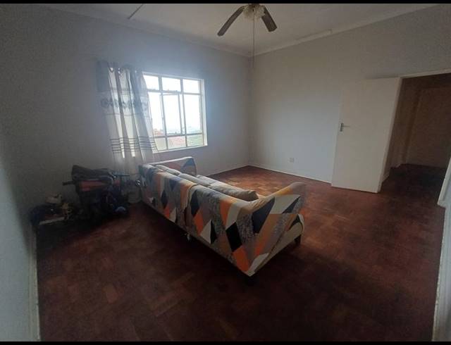 3 BEDROOM APARTMENT FOR SALE IN RICHMOND HILL
